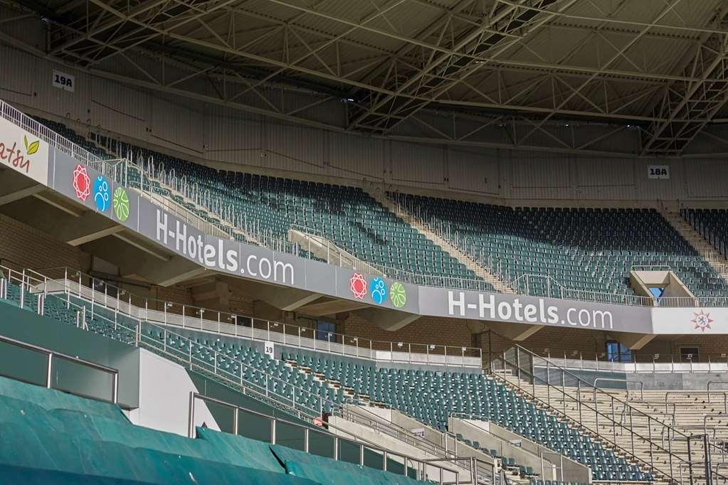 H4 Hotel Moenchengladbach Im Borussia-Park Екстериор снимка