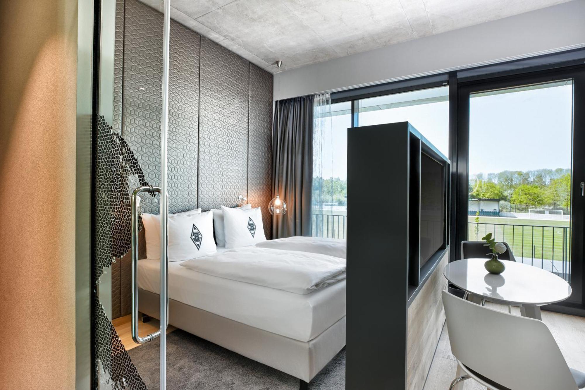 H4 Hotel Moenchengladbach Im Borussia-Park Екстериор снимка